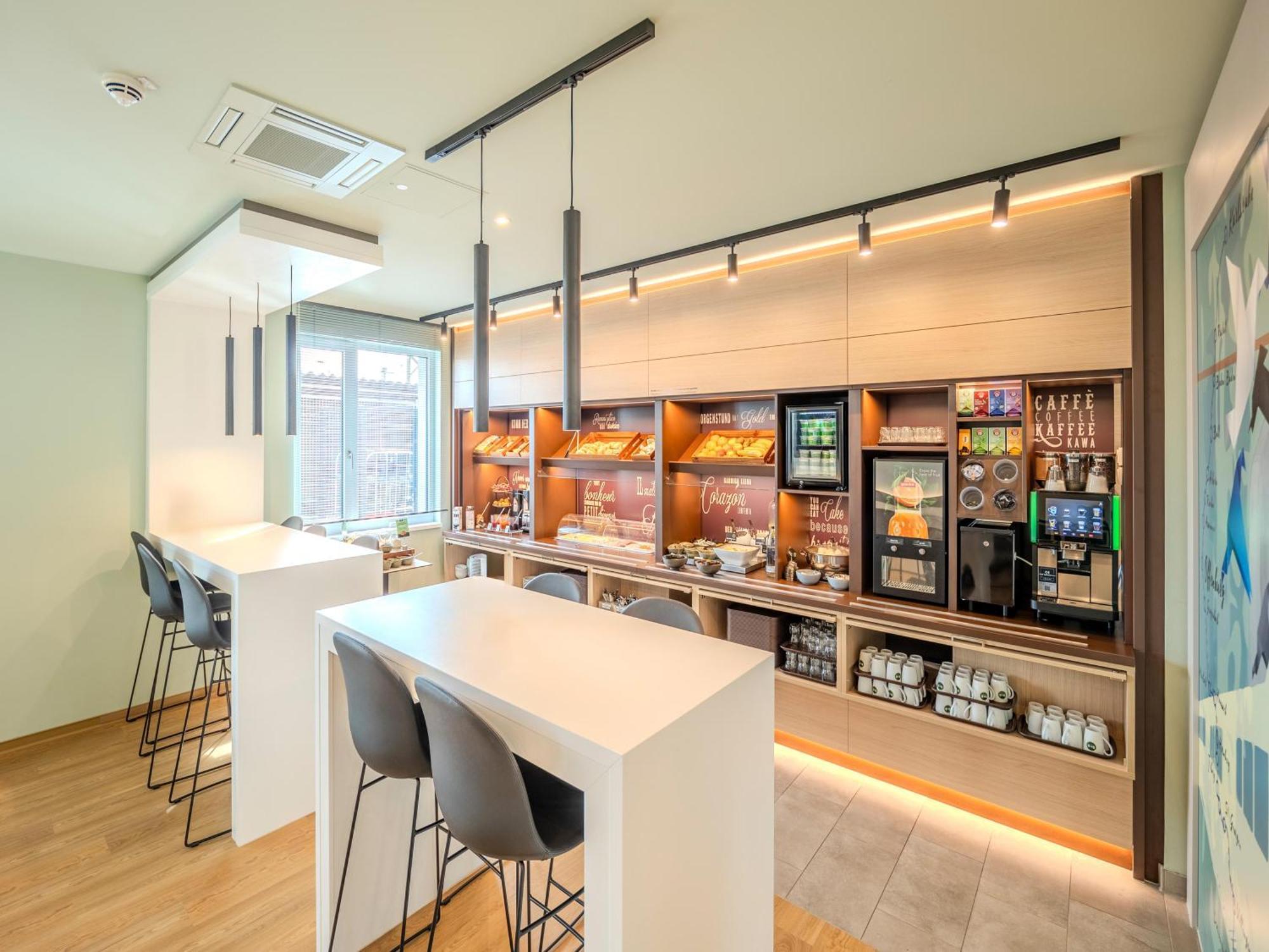 B&B Hotel Offenburg-Hbf Luaran gambar
