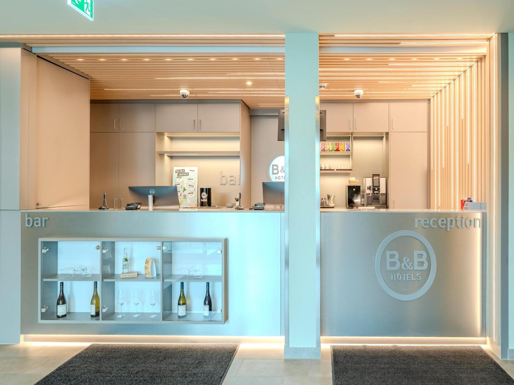 B&B Hotel Offenburg-Hbf Luaran gambar