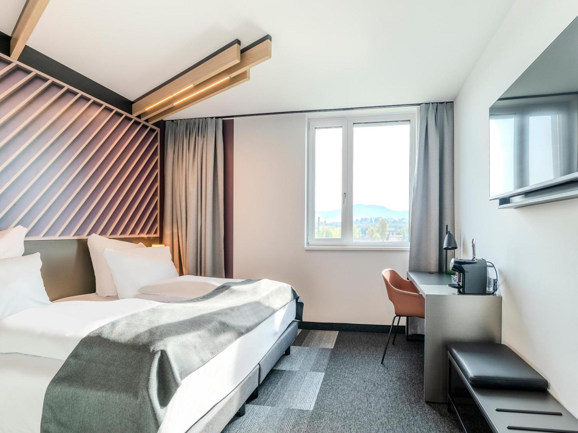 B&B Hotel Offenburg-Hbf Luaran gambar
