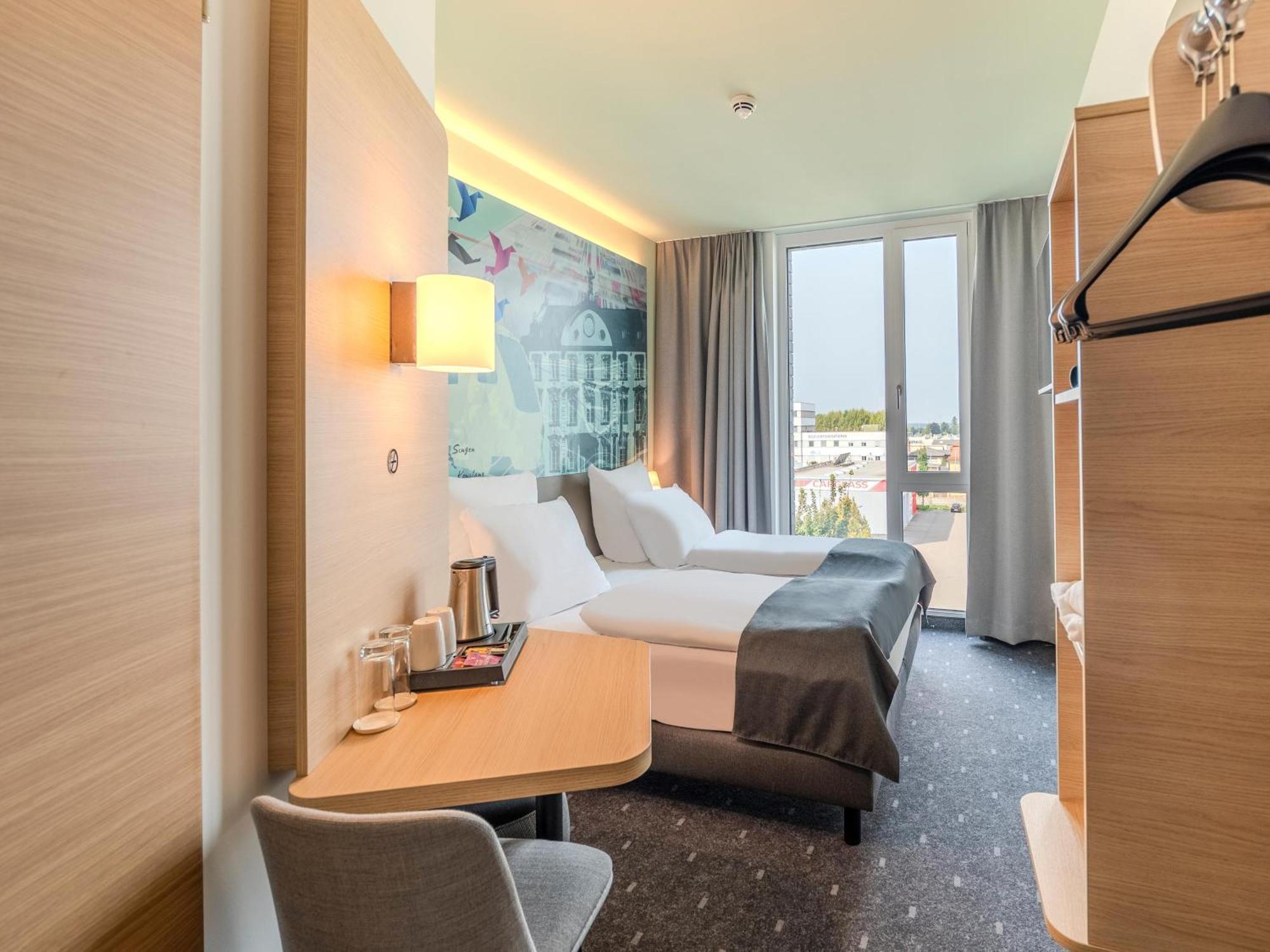 B&B Hotel Offenburg-Hbf Luaran gambar