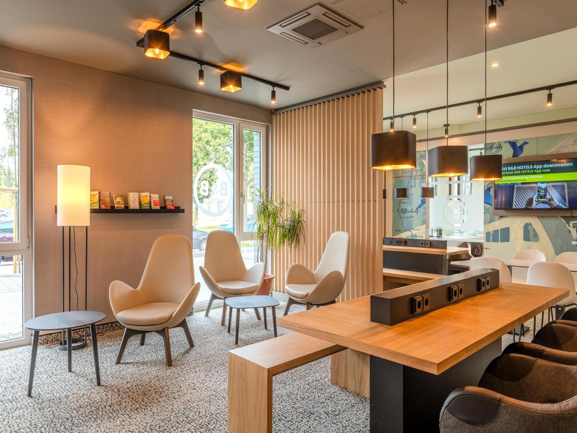 B&B Hotel Offenburg-Hbf Luaran gambar
